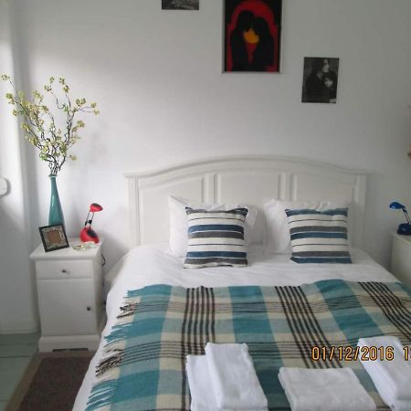 Praca Do Chile Apartment Lisbon Luaran gambar